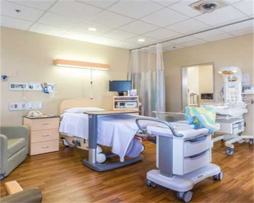 高龄怀孕风险解析：40岁以上女性的生育选择与辅助生殖技术